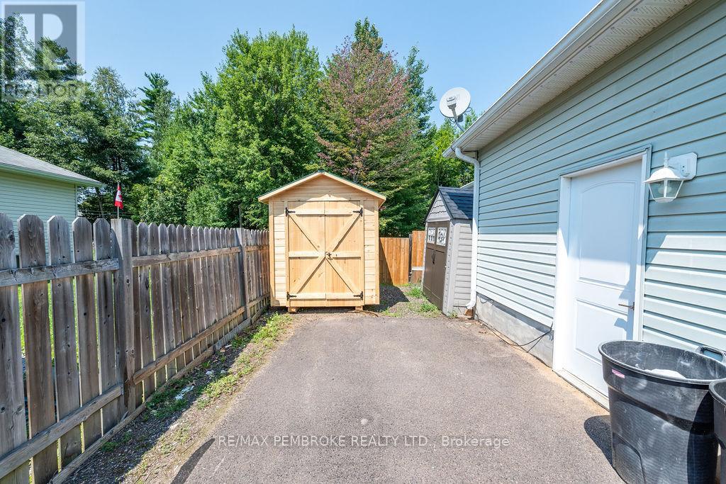 256 ORIOLE CRESCENT - Image 6