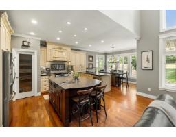 9228 Bodner Terrace, Mission, BC V2V7C1 Photo 12