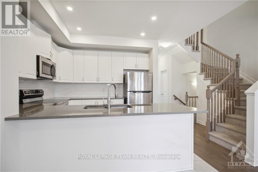 3 Bed, 3 Bath House for Rent in Ottawa – 805 EVERBLOOM LANE, Ottawa – MLS# X13641082 - Image 11