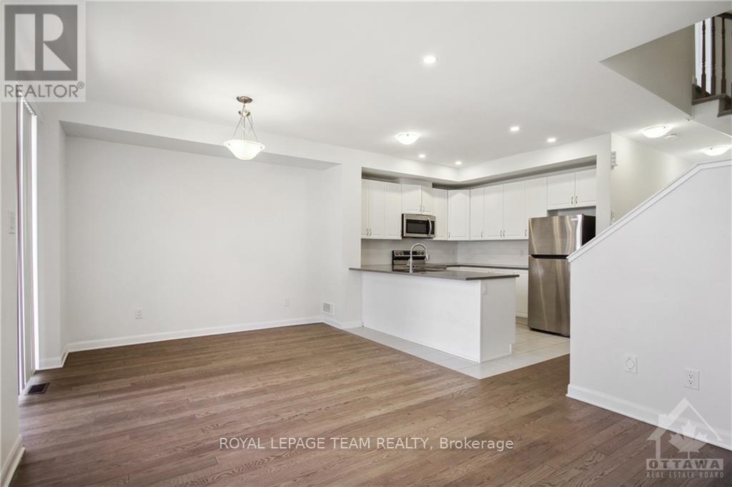 3 Bed, 3 Bath House for Rent in Ottawa – 805 EVERBLOOM LANE, Ottawa – MLS# X13641082 - Image 6