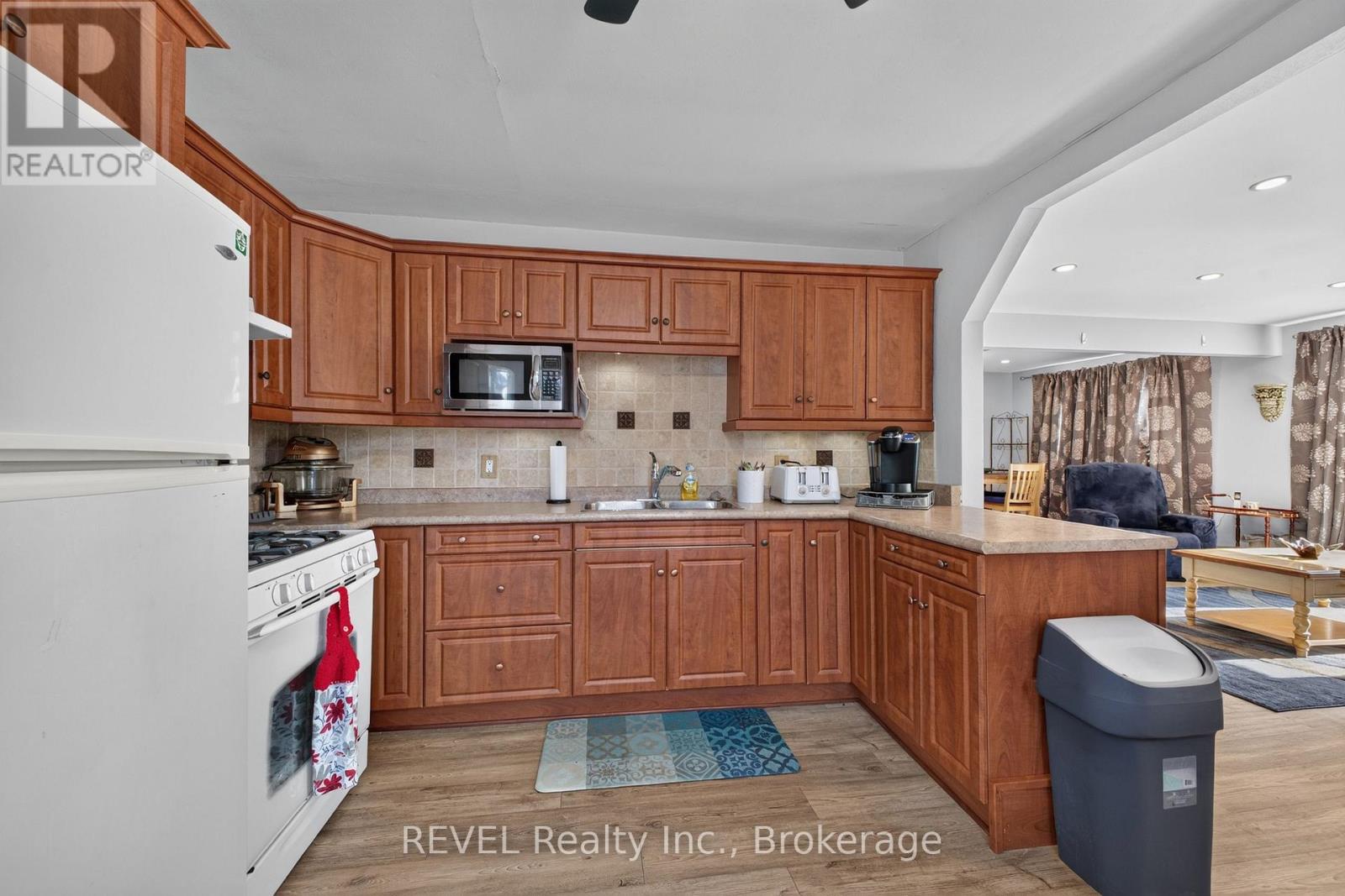 435 GRANDVIEW ROAD - 11