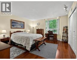 303 412 Twelfth Street, New Westminster, BC V3M6R2 Photo 14