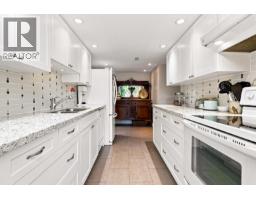 1059 Old Lillooet Road, North Vancouver, BC V7J3H6 Photo 15