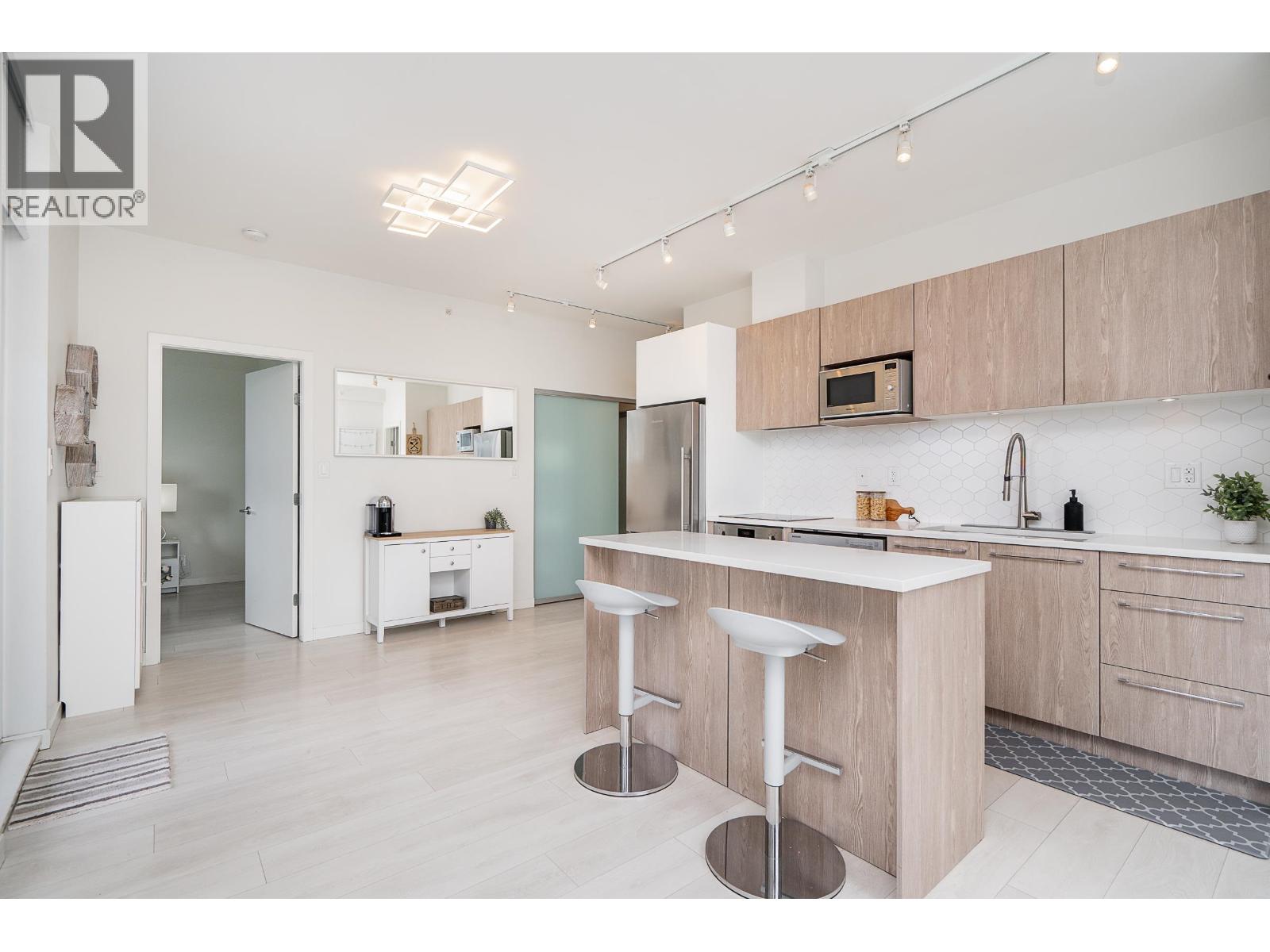 2 Bed, 2 Bath Apartment for Sale in Coquitlam – 601 691 NORTH ROAD, Coquitlam – MLS# R3152851 - Image 5
