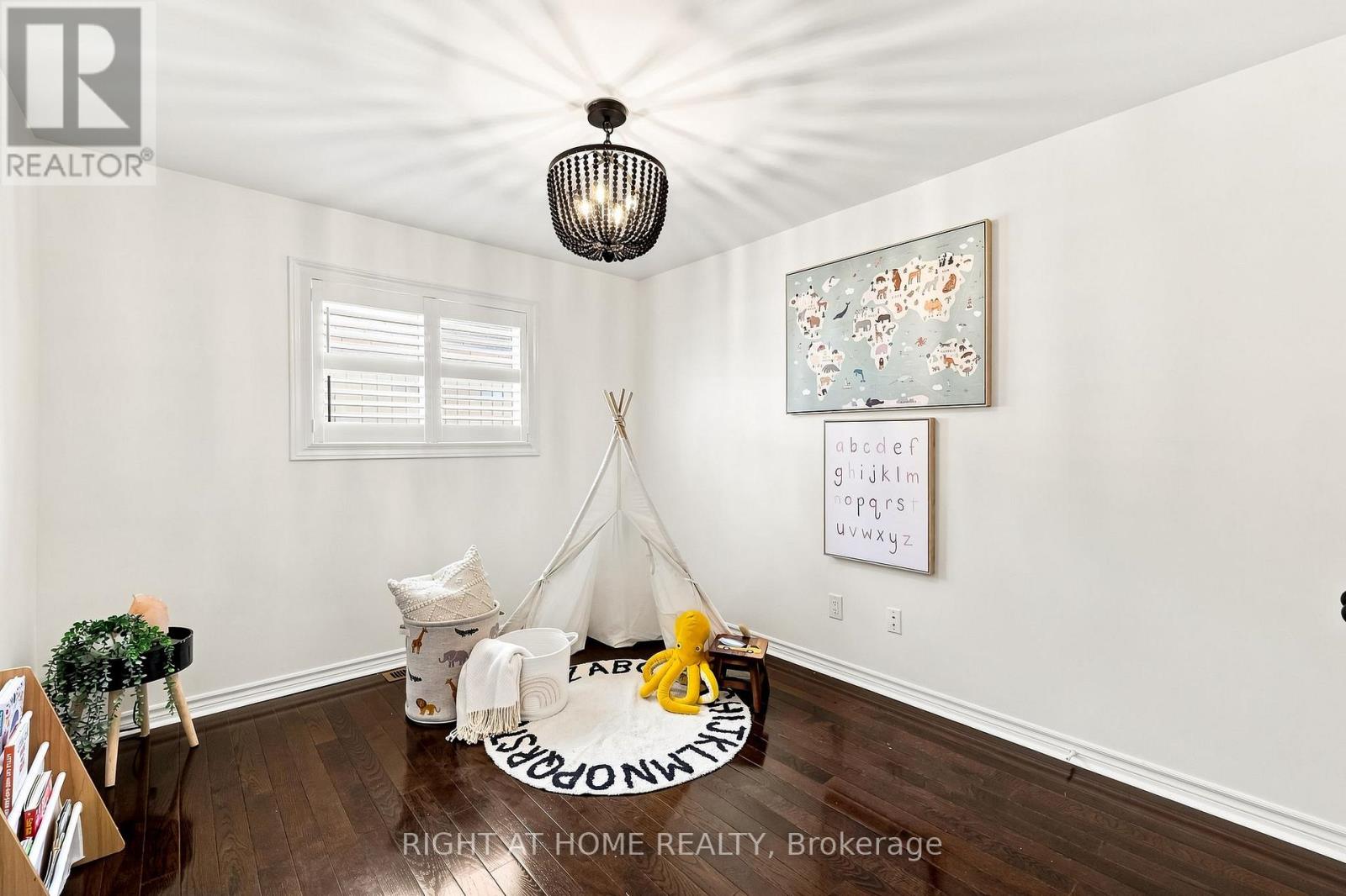 179 CACHET BOULEVARD - Image 26
