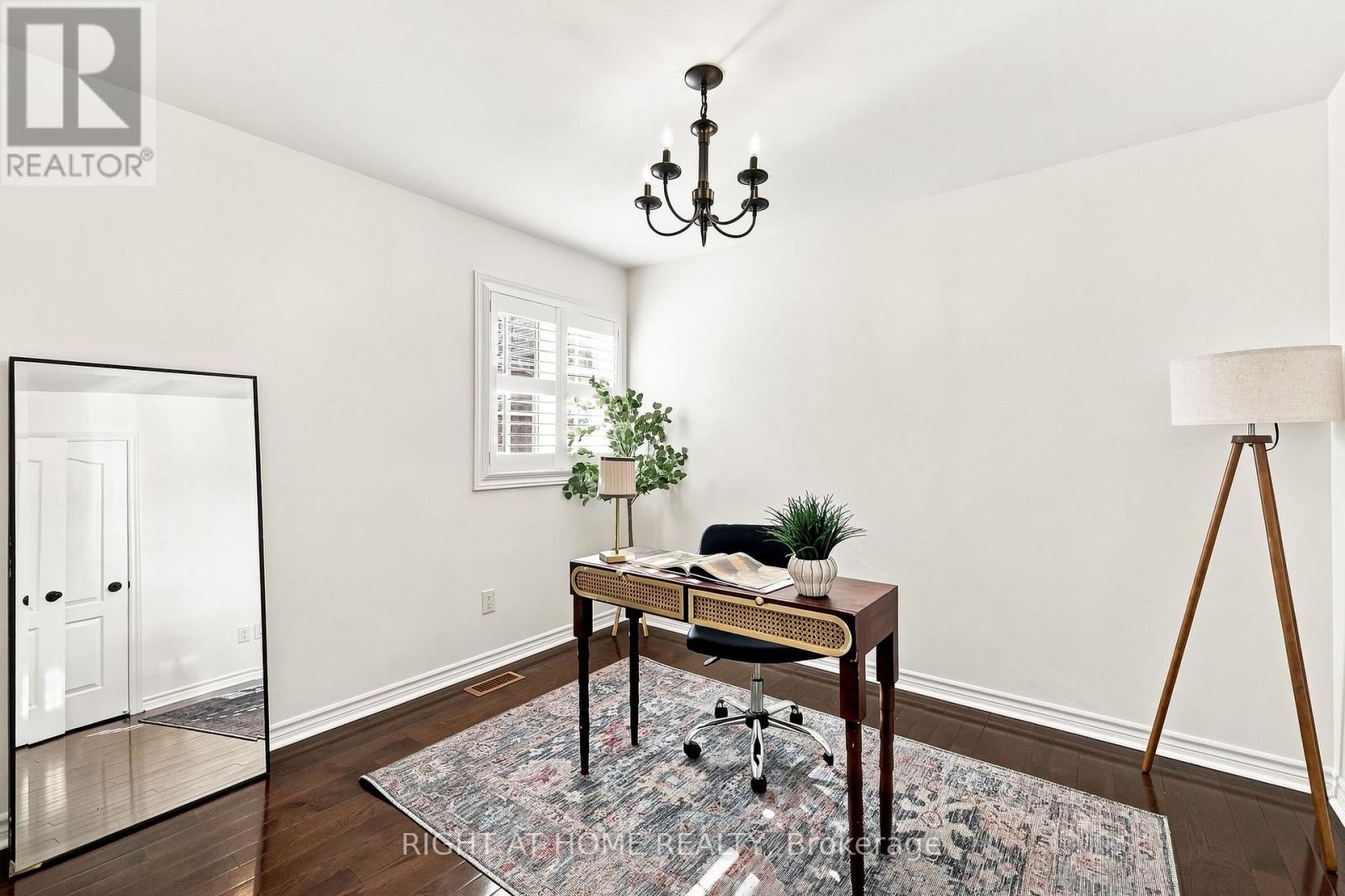 179 CACHET BOULEVARD - Image 27
