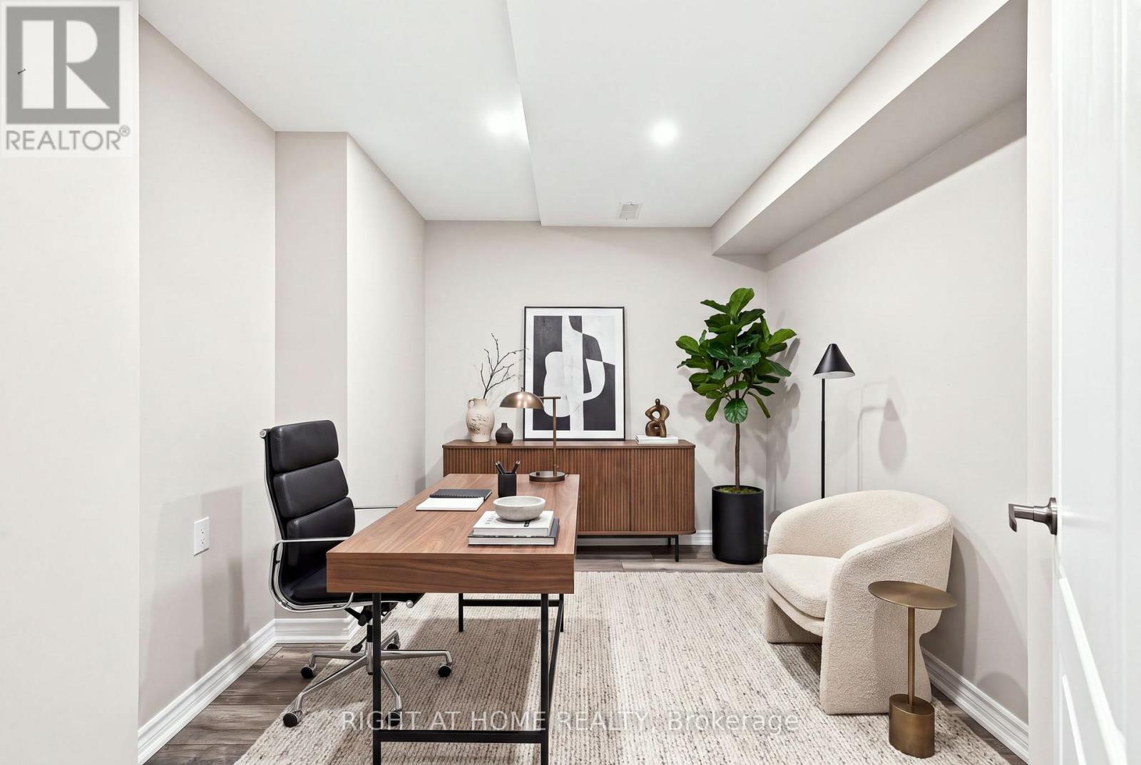 179 CACHET BOULEVARD - Image 37