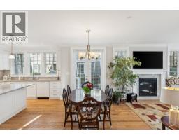 1155 12th Street, West Vancouver, BC V7T2N4 Photo 9