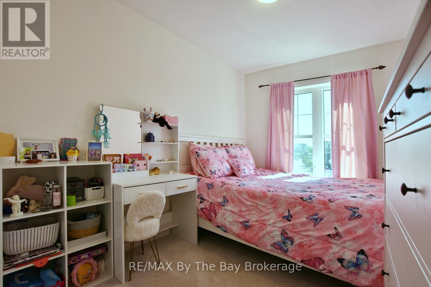 16 VILLAGE GATE DRIVE - Image 38