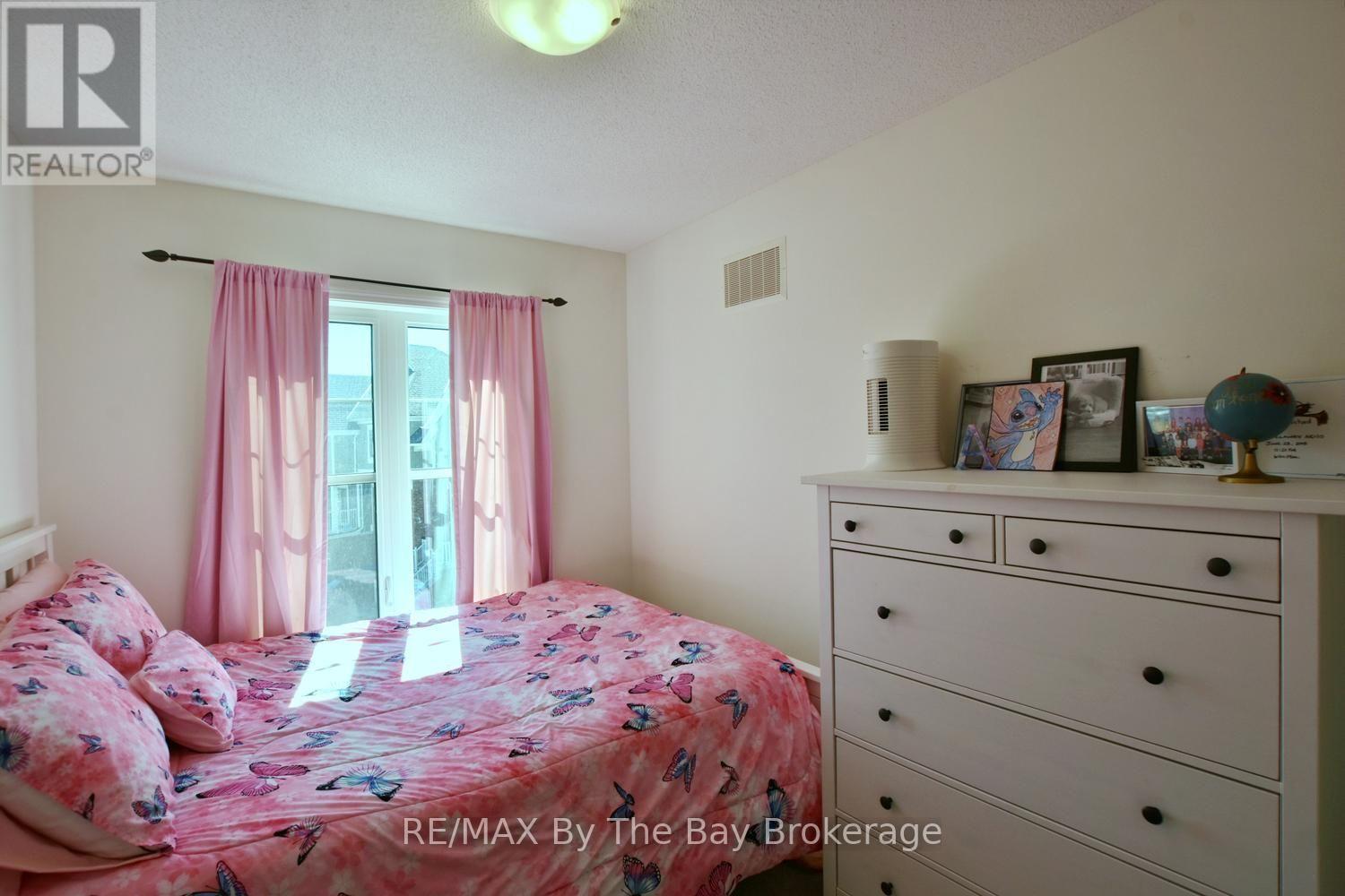 16 VILLAGE GATE DRIVE - Image 39