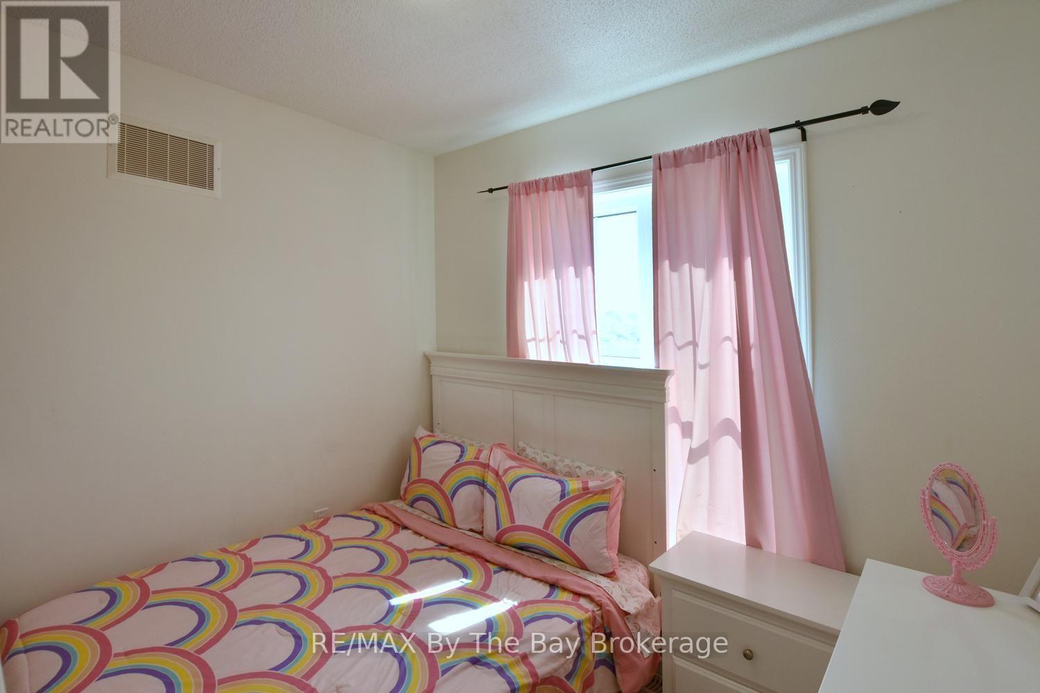 16 VILLAGE GATE DRIVE - Image 44