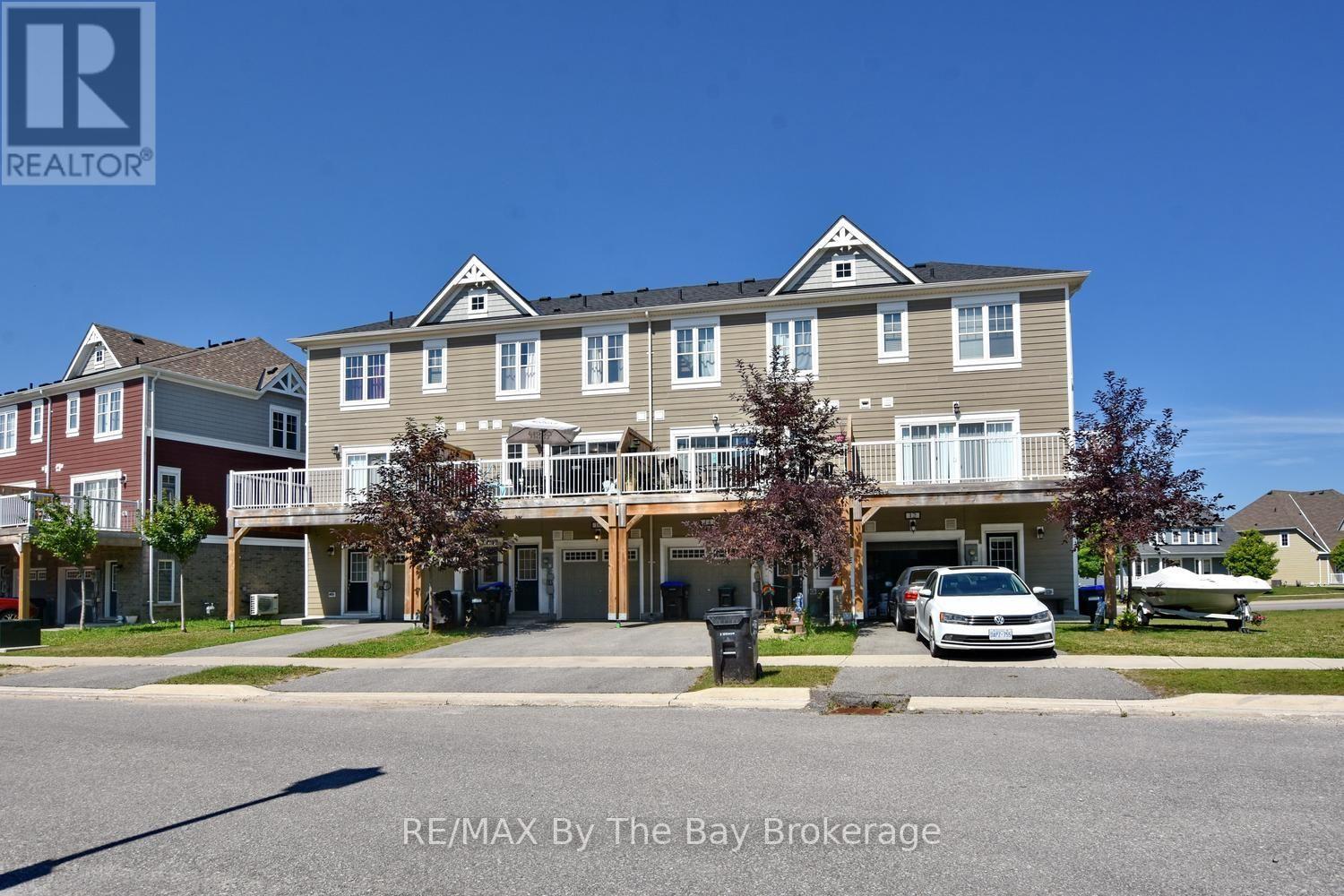 16 VILLAGE GATE DRIVE - 45