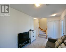 16 Village Gate Drive, Wasaga Beach, ON L9Z0J7 Photo 9