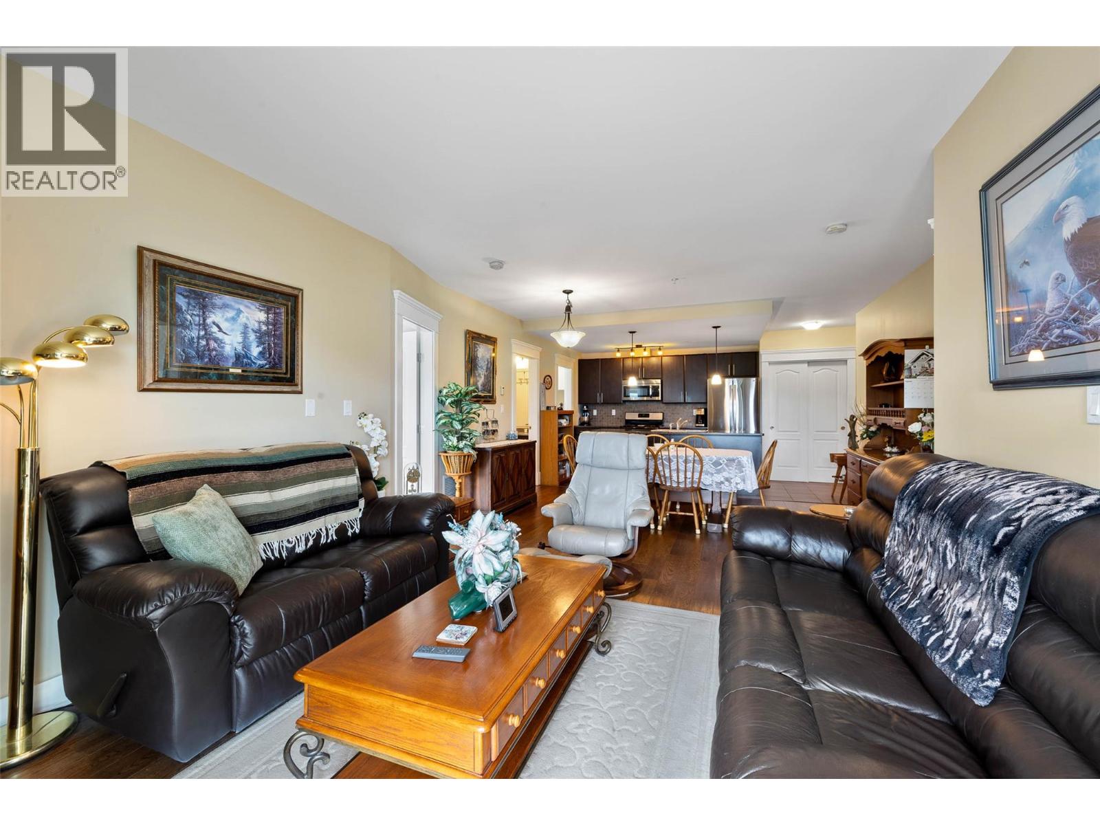 #606 975 Victoria Street W - Image 7