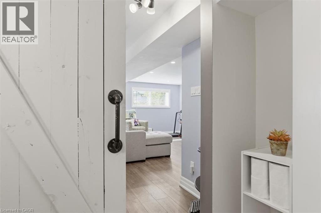 149 AVONDALE Road - Image 30