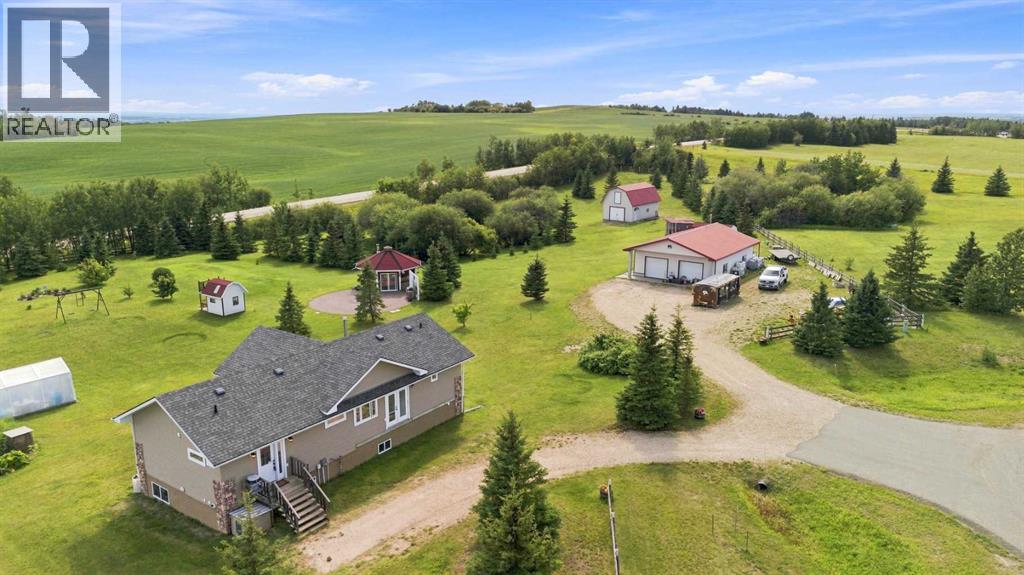 87, 742033 Range Road 53 - 2