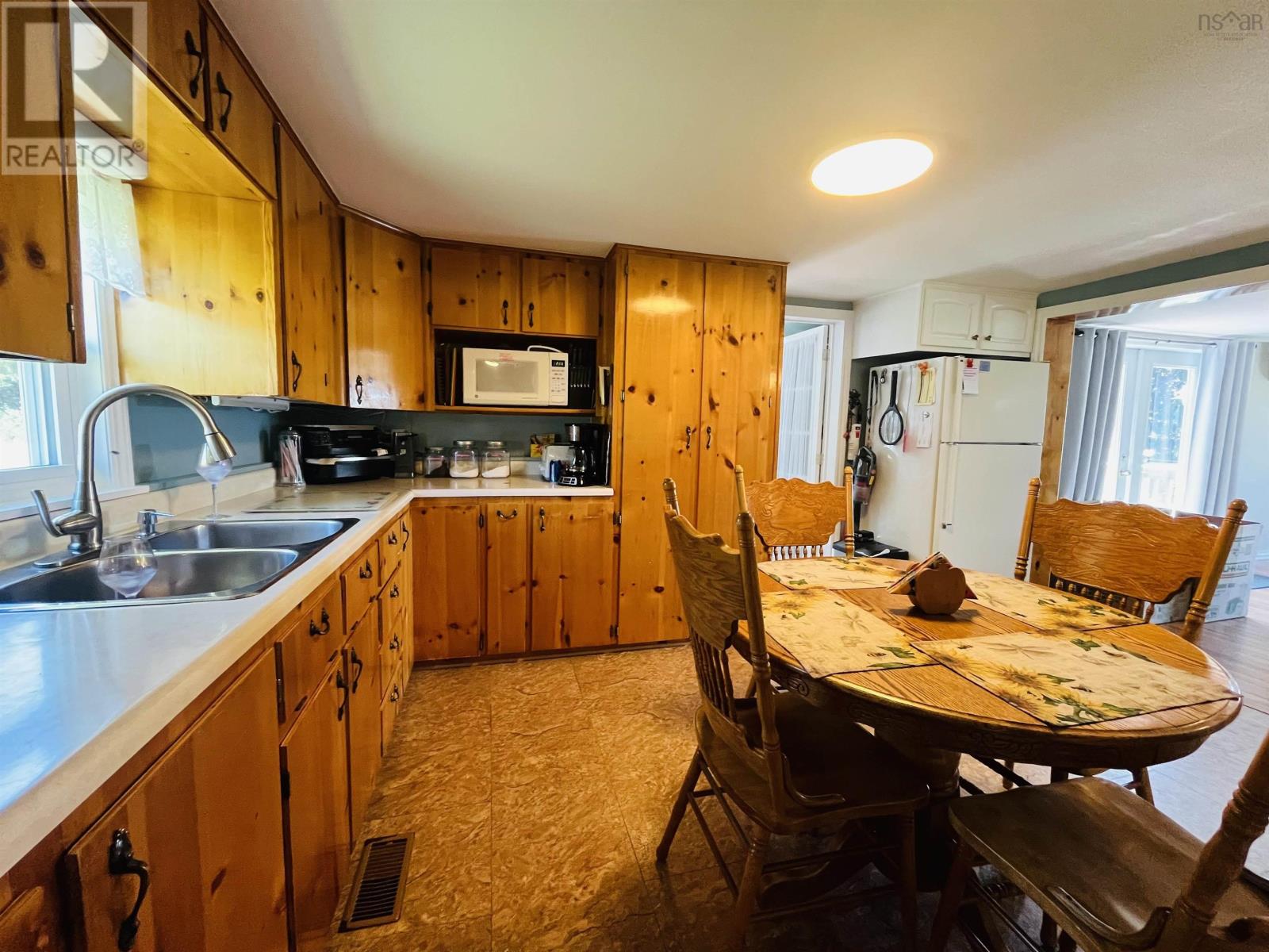 75 Hillside Drive - 6