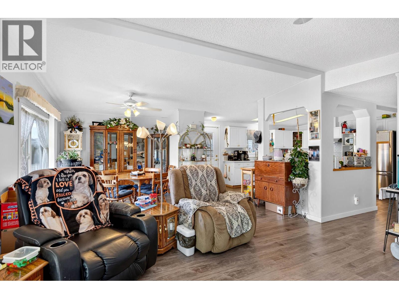 1664 WOODBURN Drive - 17