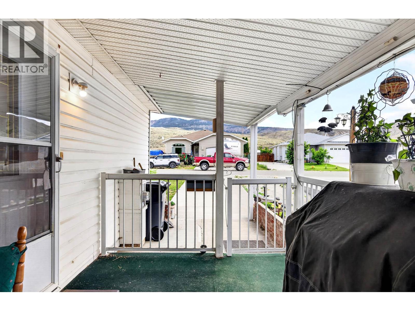 1664 WOODBURN Drive - 42