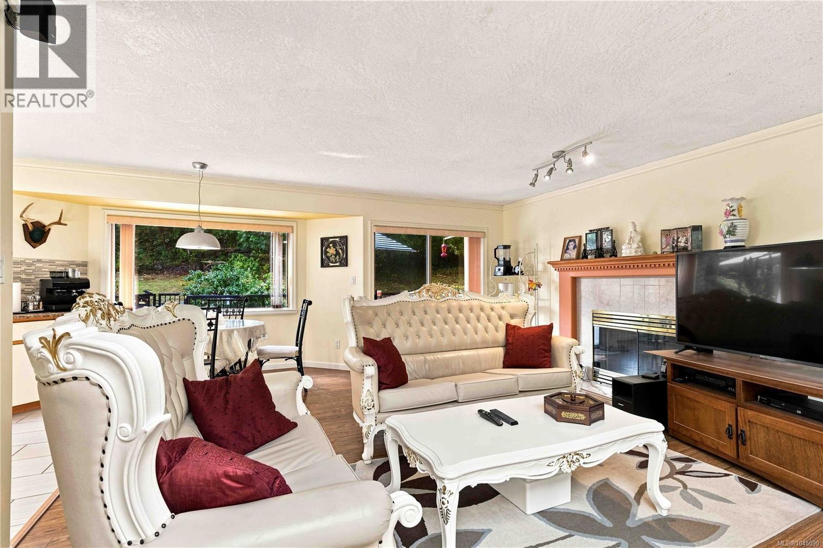 4355 Emily Carr Dr - Image 15
