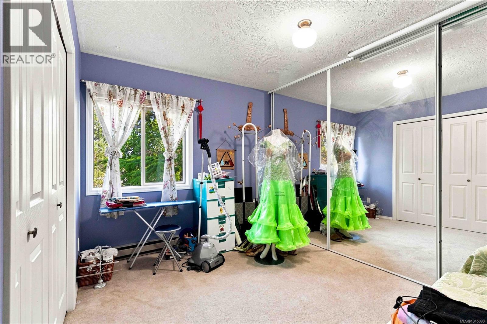 4355 Emily Carr Dr - Image 23