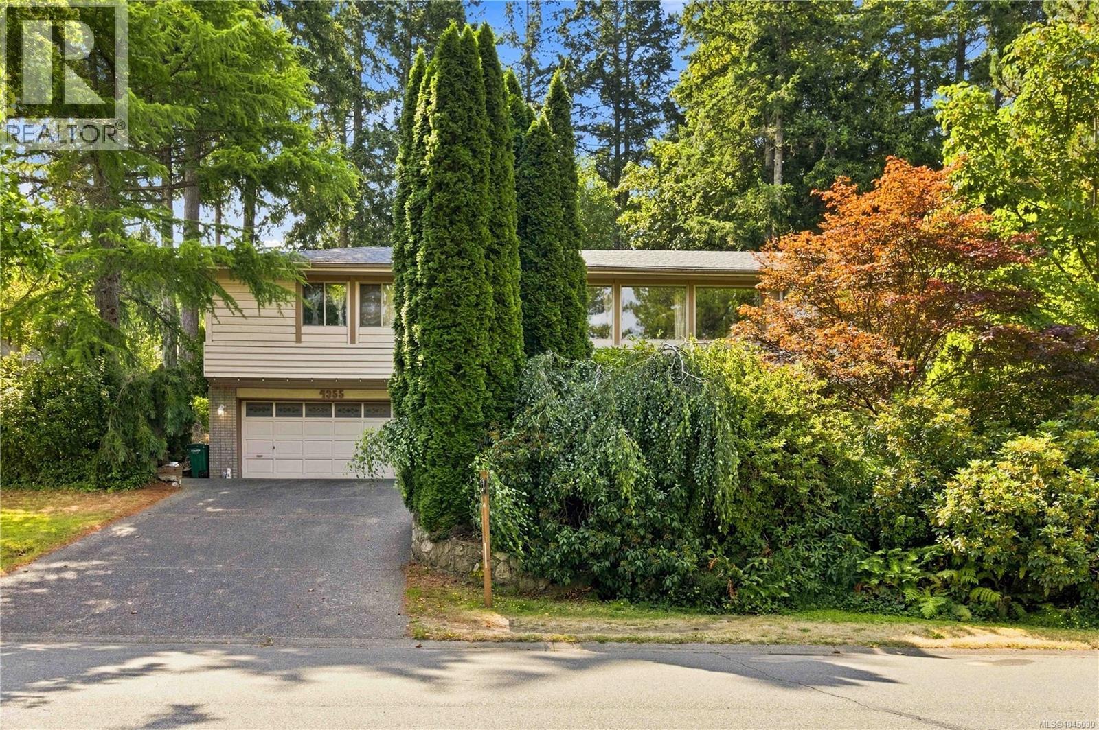 4355 Emily Carr Dr - 3