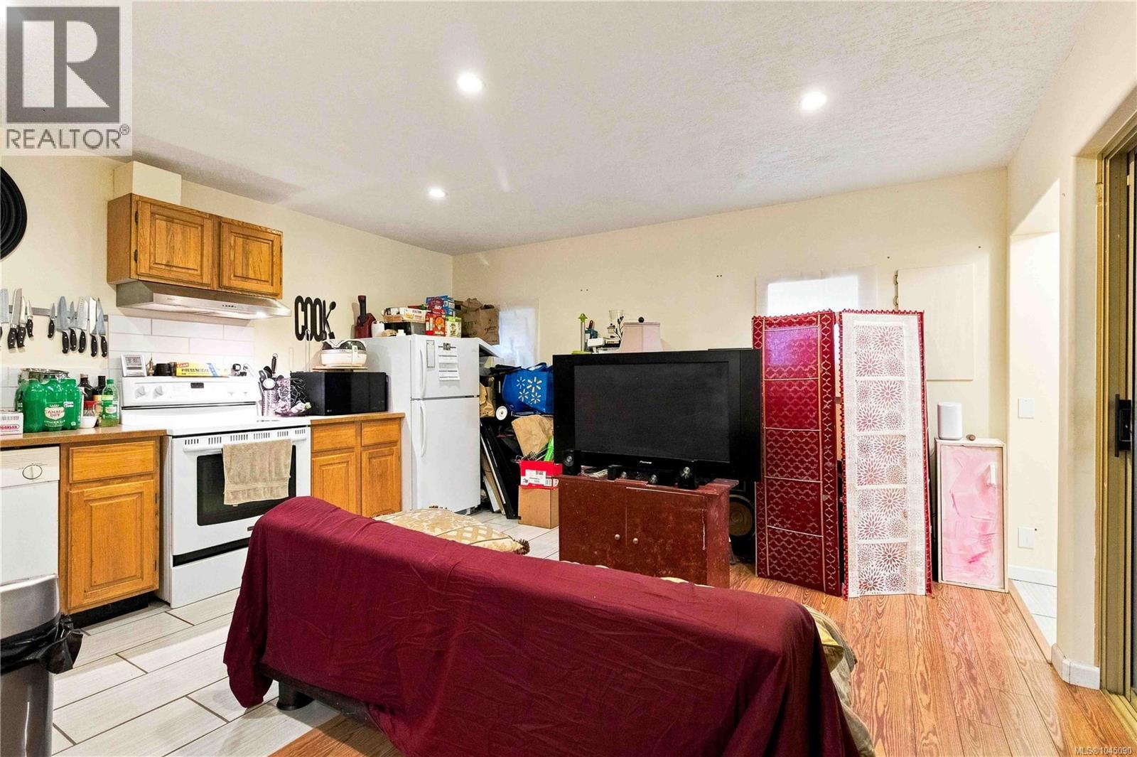 4355 Emily Carr Dr - 37