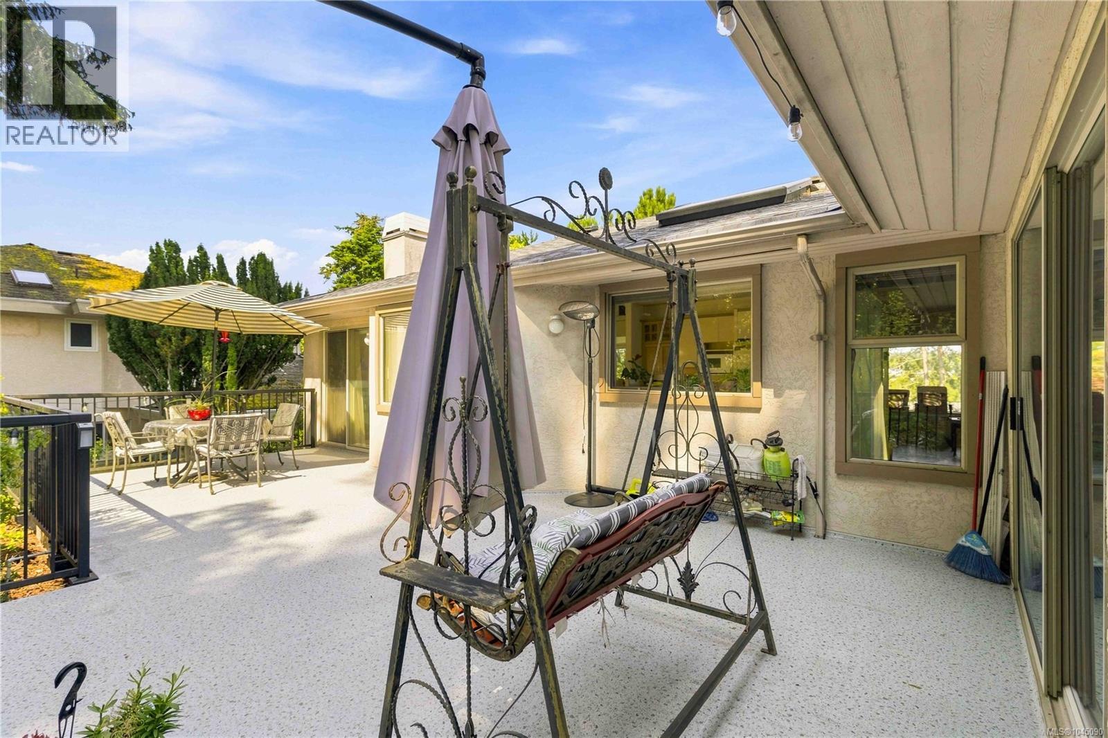 4355 Emily Carr Dr - Image 44