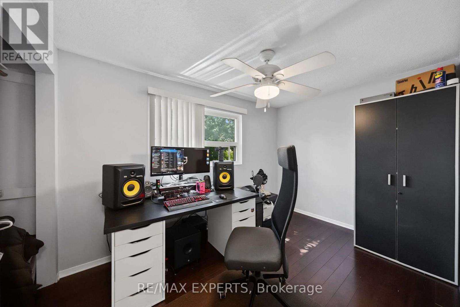 Thumbnail 23