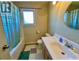 7504 Old Alaska Highway, Fort Nelson, BC V0C1R0 Photo 14