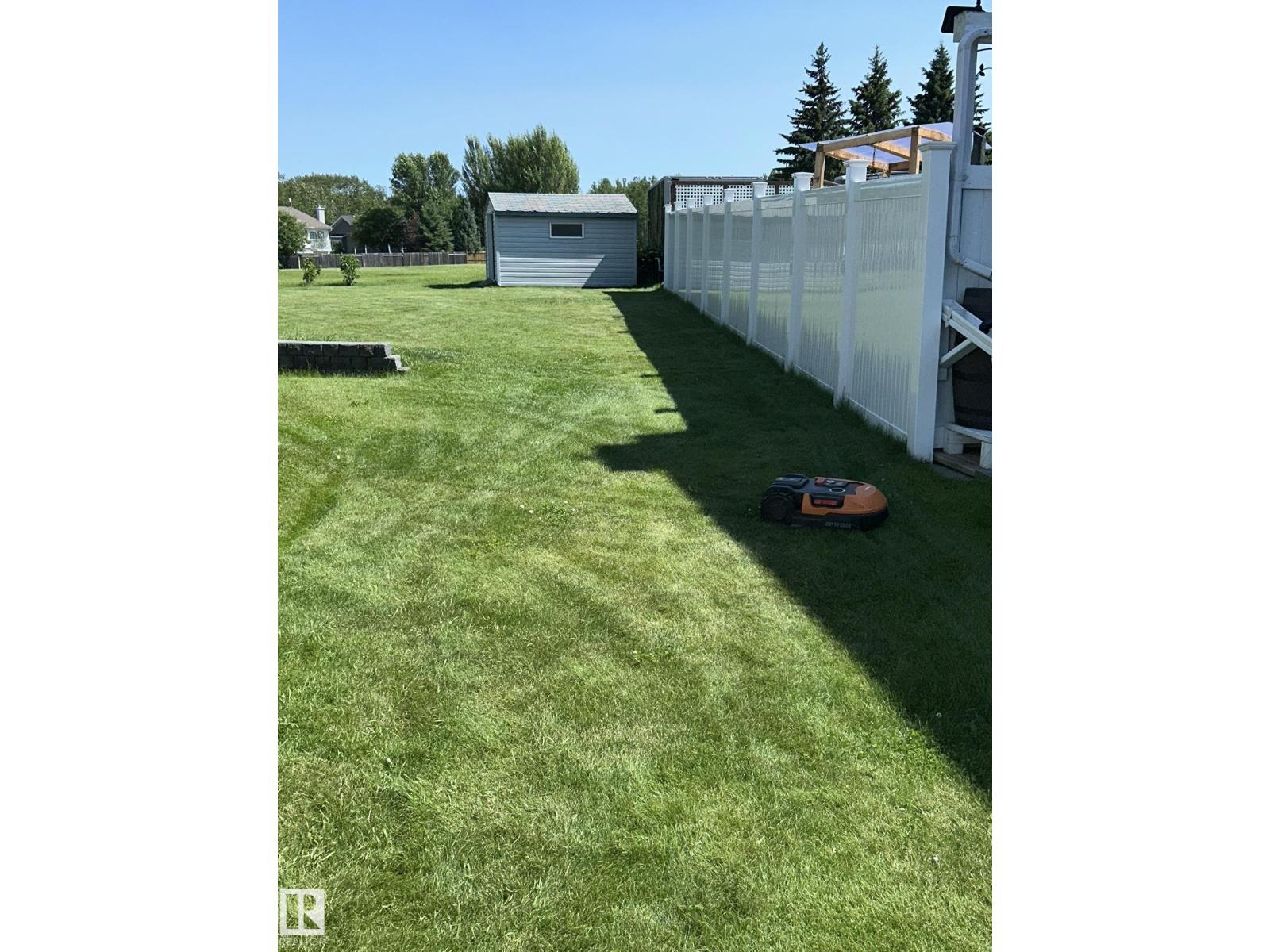 4014 CHAMPAGNE DR - Image 20