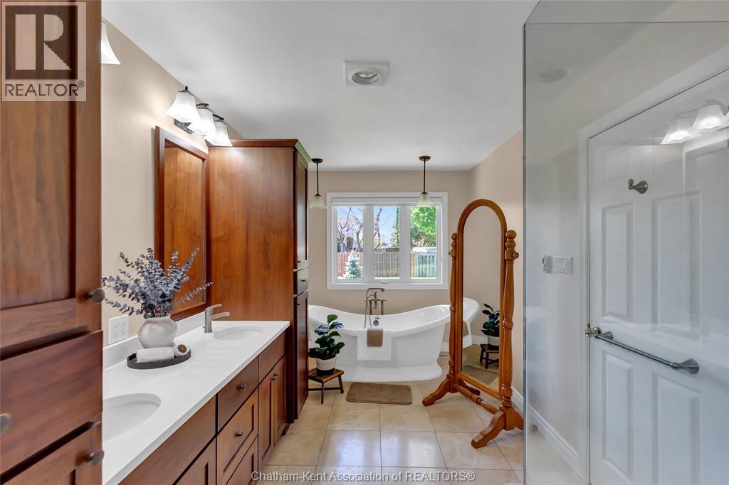 27 Cramar CRESCENT - 20