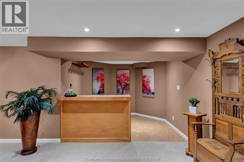 27 Cramar CRESCENT - 35