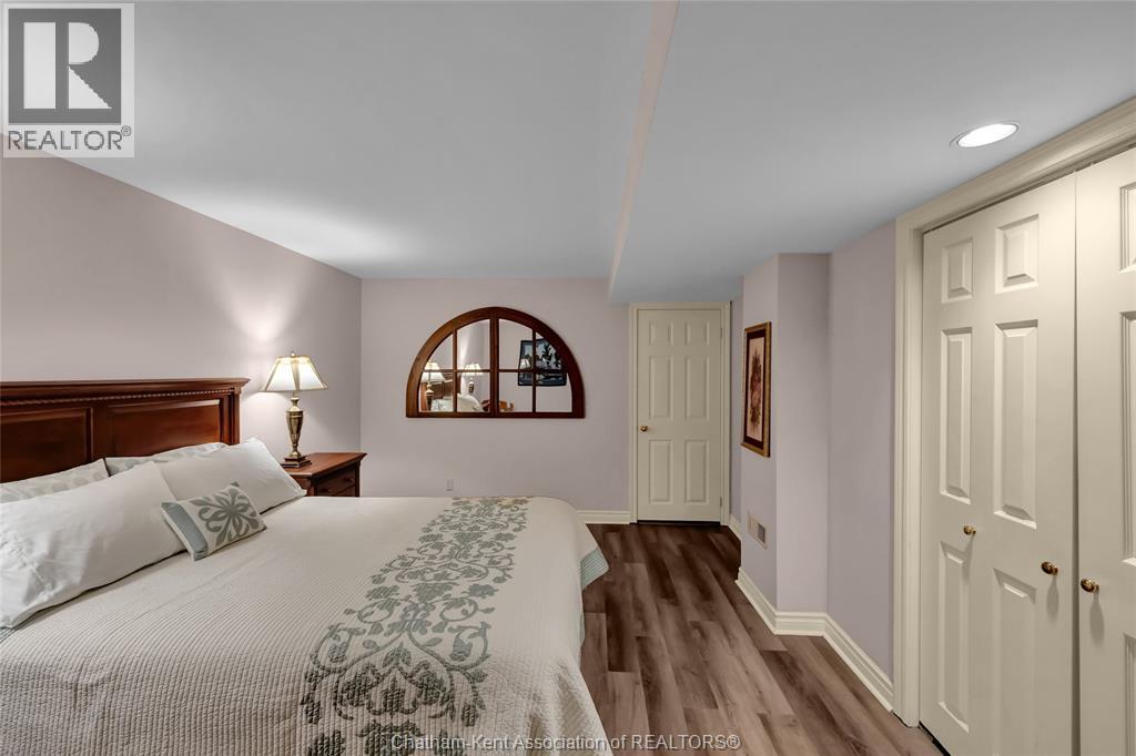27 Cramar CRESCENT - 37