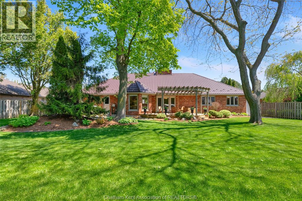 27 Cramar CRESCENT - 41