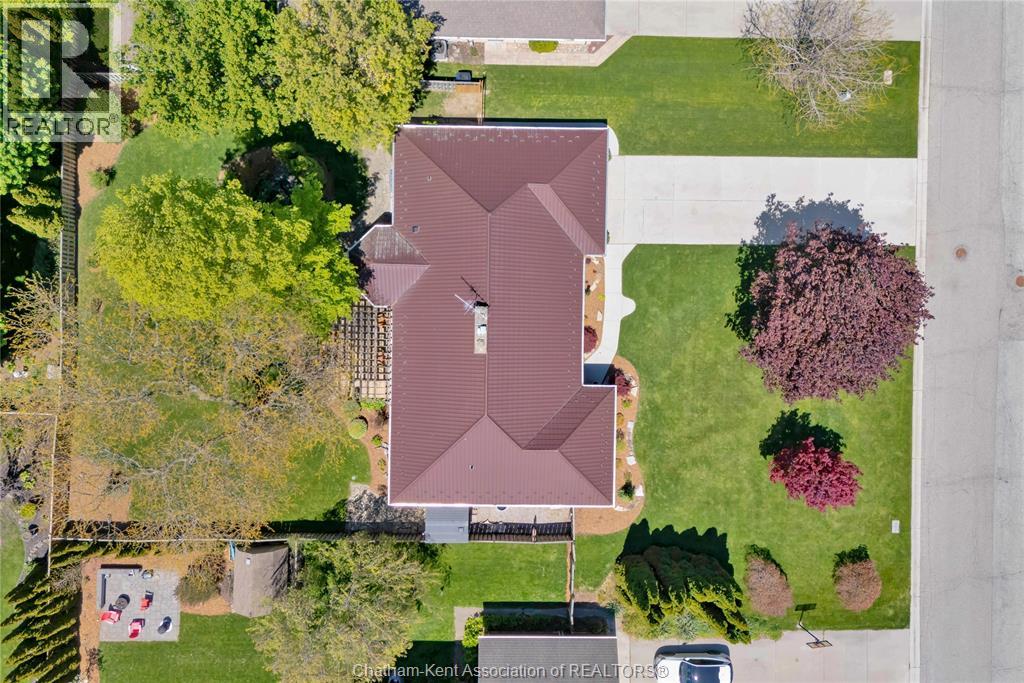 27 Cramar CRESCENT - 48