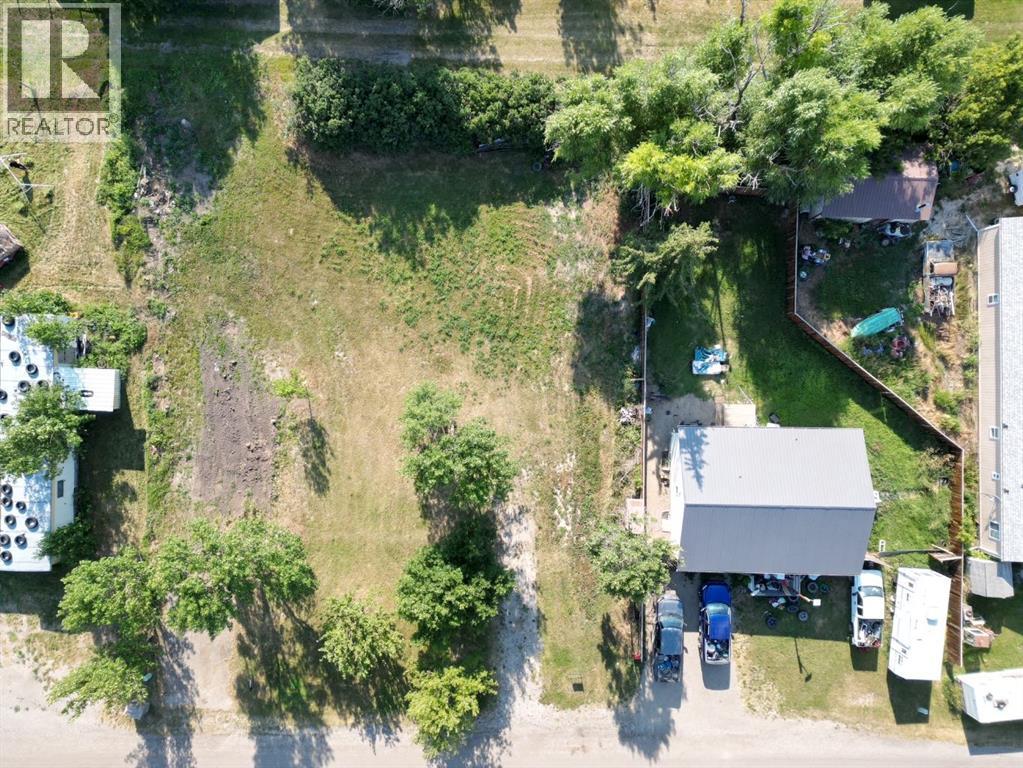 827 2 Street East - Photo 6