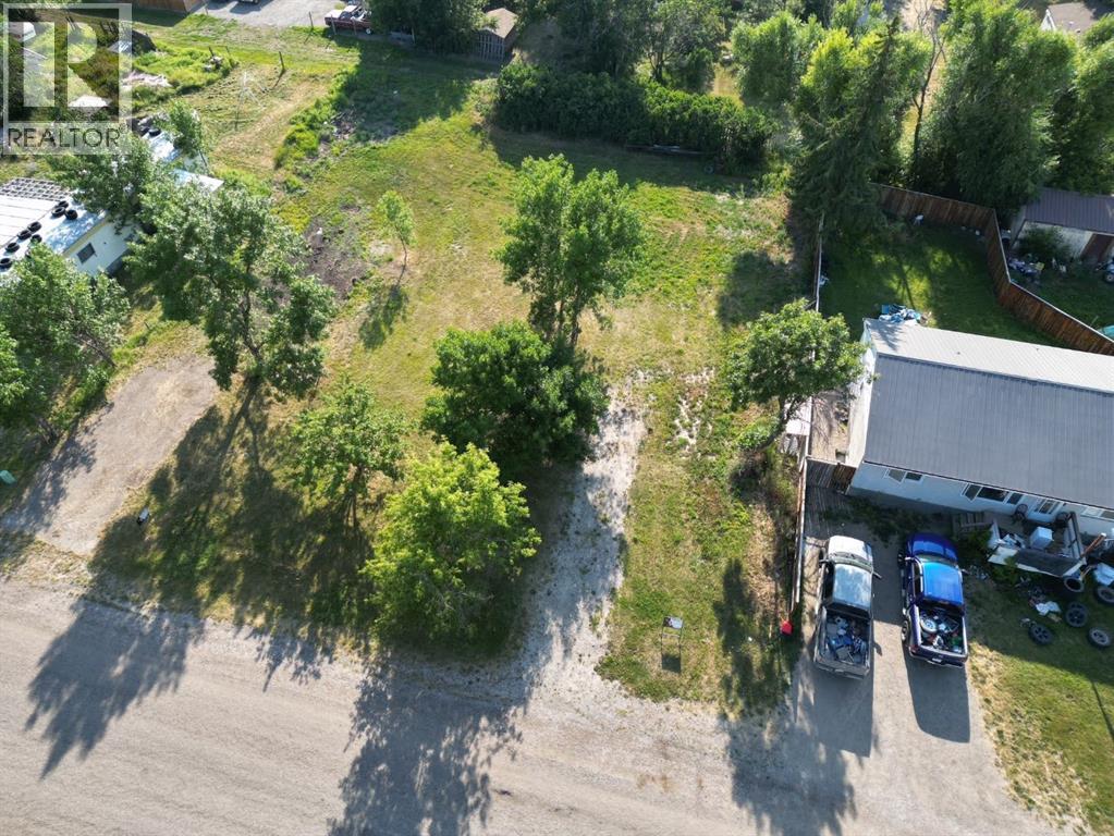827 2 Street East - Photo 8