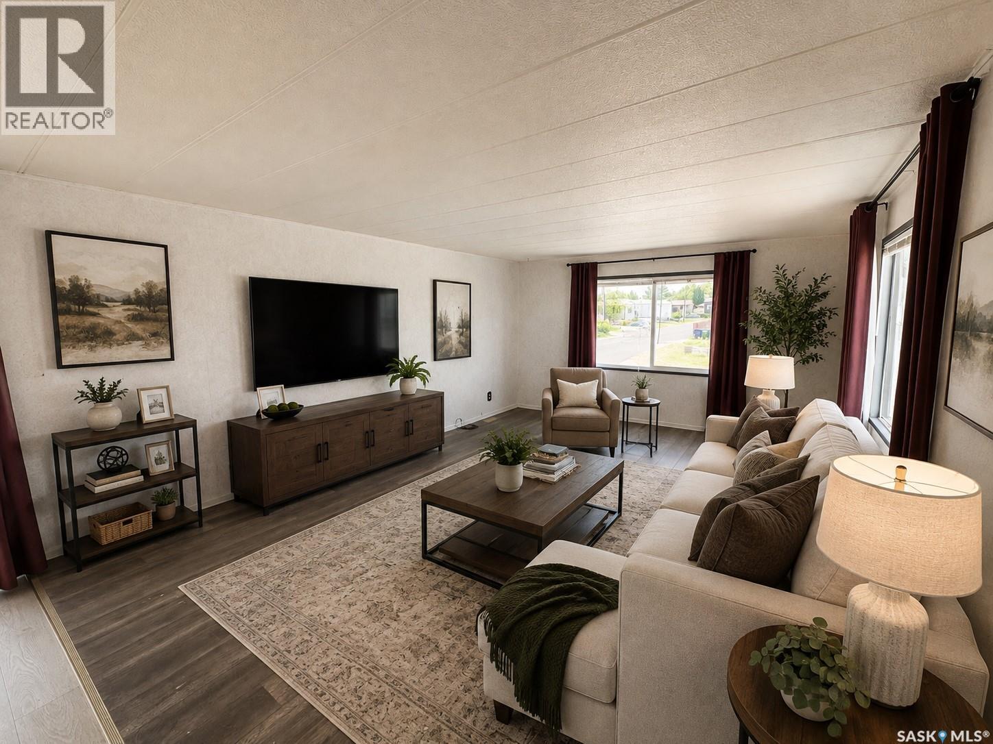 19 1035 Boychuk DRIVE - Image 4