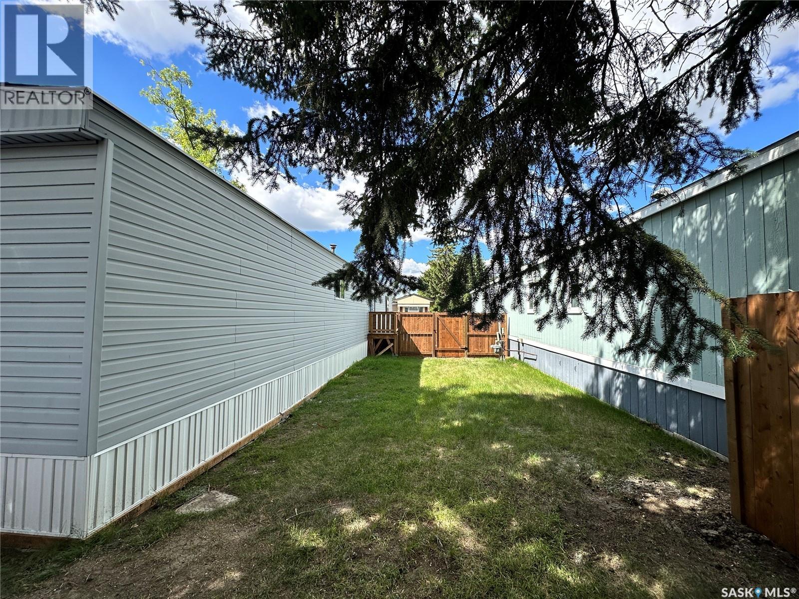 19 1035 Boychuk DRIVE - Image 41