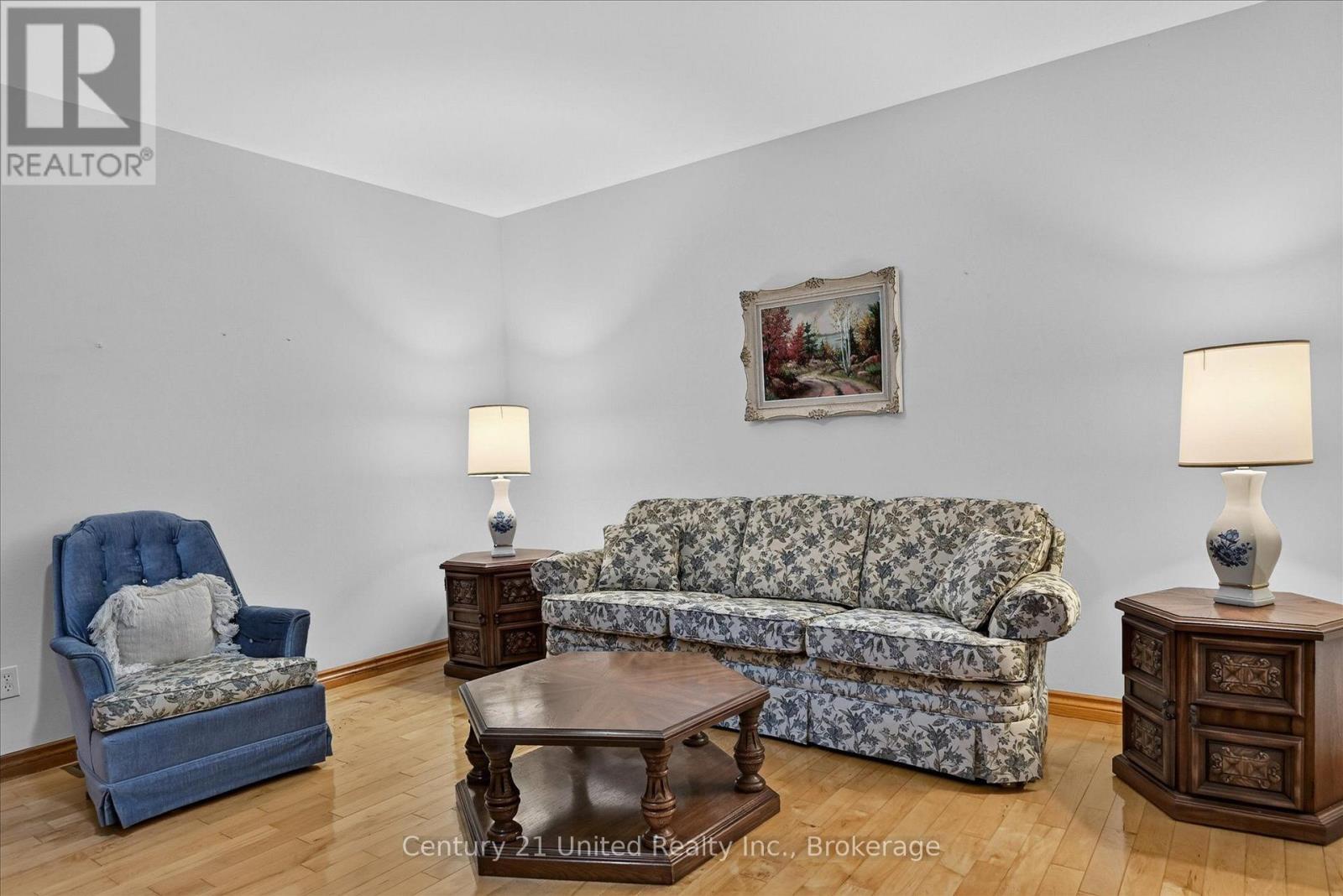 335 DOURO 3RD LINE - 12