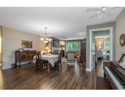 207 13860 70 Avenue, Surrey, BC V3W0S1 Photo 6