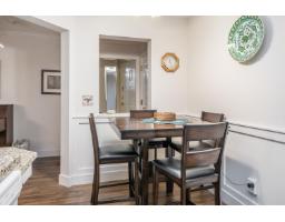 207 13860 70 Avenue, Surrey, BC V3W0S1 Photo 8