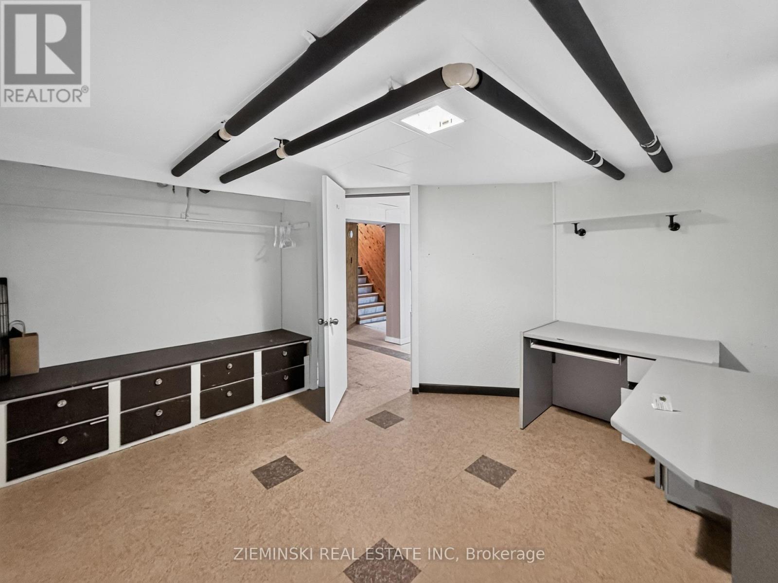208 MARION STREET - Image 31