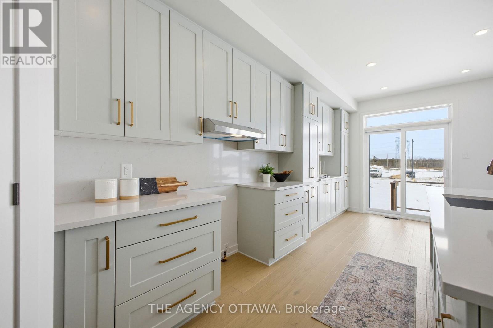3 Bed, 3 Bath House for Sale in Ottawa – 1146 COPE DRIVE, Ottawa – MLS# X13122516 - Image 43