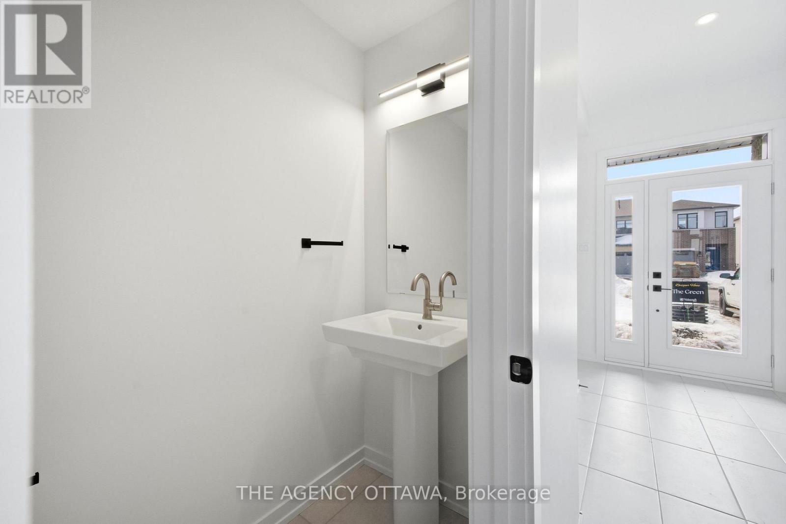 3 Bed, 3 Bath House for Sale in Ottawa – 1146 COPE DRIVE, Ottawa – MLS# X13122516 - Image 7