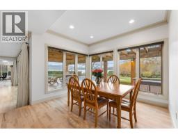 2420 Abbott Street, Kelowna, BC V1Y1E8 Photo 32