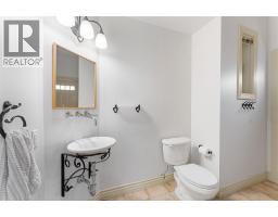 2420 Abbott Street, Kelowna, BC V1Y1E8 Photo 50