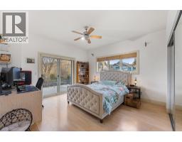 2420 Abbott Street, Kelowna, BC V1Y1E8 Photo 64