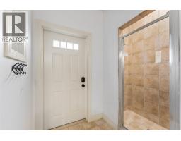 2420 Abbott Street, Kelowna, BC V1Y1E8 Photo 51